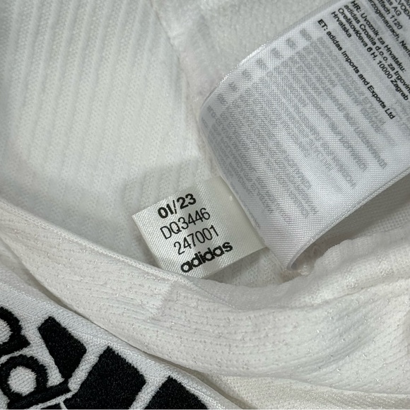 New Adidas Men's A1 Primeknit Football Soccer Kit Jersey Size Medim M Undershirt - Picture 6 of 6